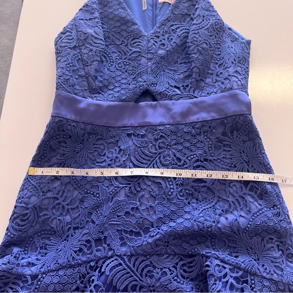 Rebecca Taylor Lilac Lace Keyhole Event Sleeveless Mini Peplum Hem Mermaid Dress - Picture 2 of 12